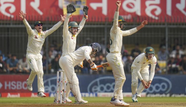 TeluguISM - IND vs AUS Day 1 3rd Test