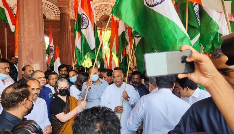 TeluguISM - Congress Tiranga March