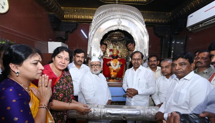 teluguism-CM KCR Visits