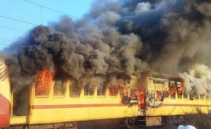 teluguism-Falakunama Express Fire