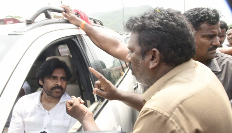 Teluguism-Pawan Kalyan Driver