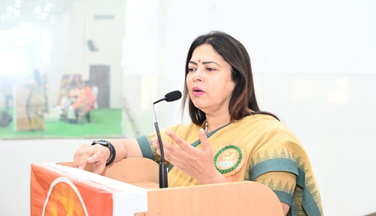 Teluguism-Meenakshi Lekhi