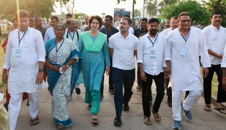 Teluguism-Rahul Priyanka Rally