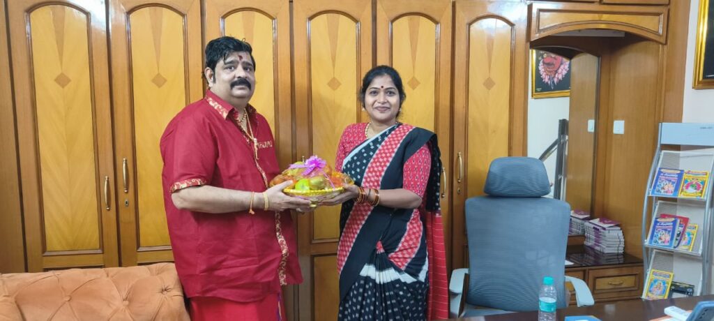 Rani Rudrama Reddy : వేణు ఆశీర్వాదం రాణి సంతోషం - TeluguISM - Telugu ...