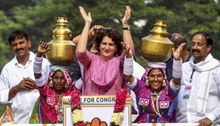 Teluguism-Priyanka Gandhi Dance