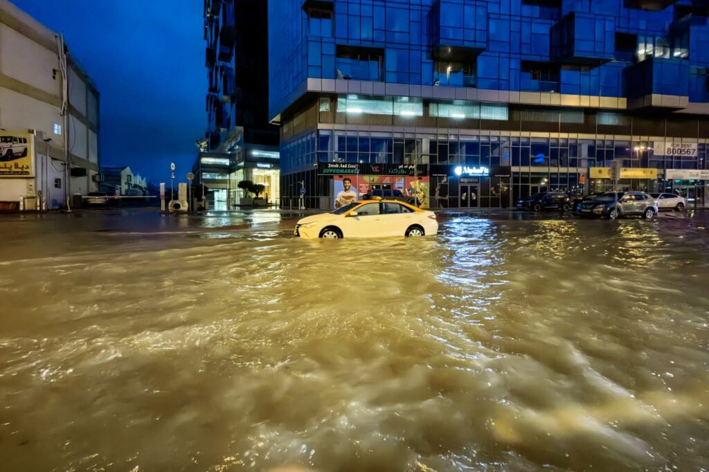 Teluguism - Dubai Rains
