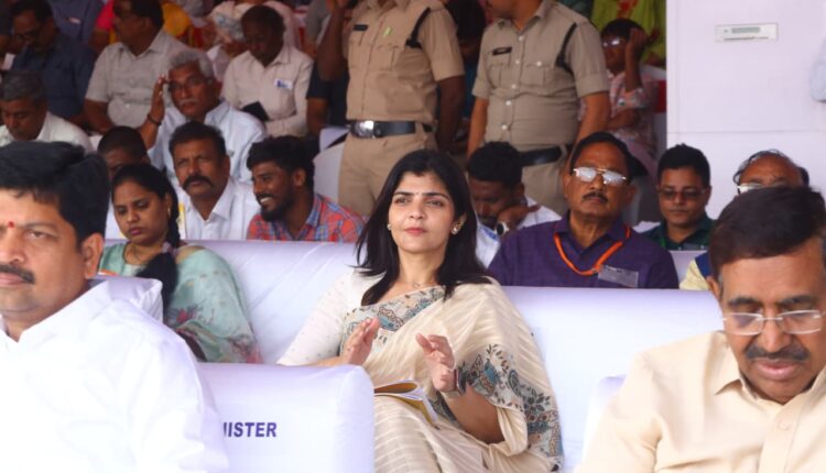 teluguissm-RayapatiSailaja