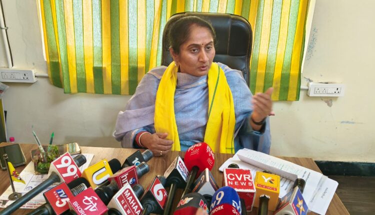teluguism-MinisterSavitha