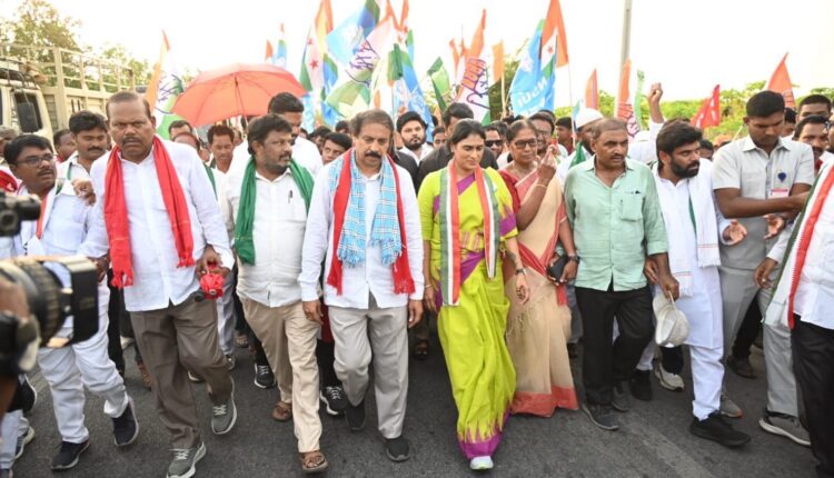 teluguism-YSSharmilaReddy