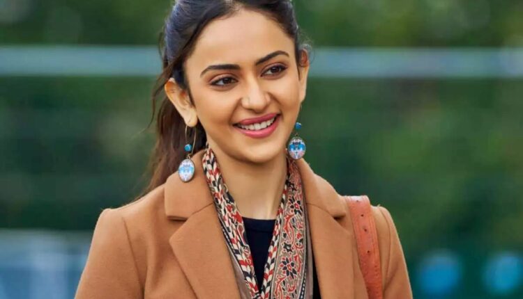 teluguism-RakulPreetSingh